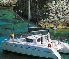 Belize 43 - Skipper yourself catamaran - Airlie Beach