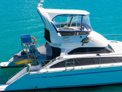 Power Boats Whitsundays Bareboat Charters Airliebeach Com